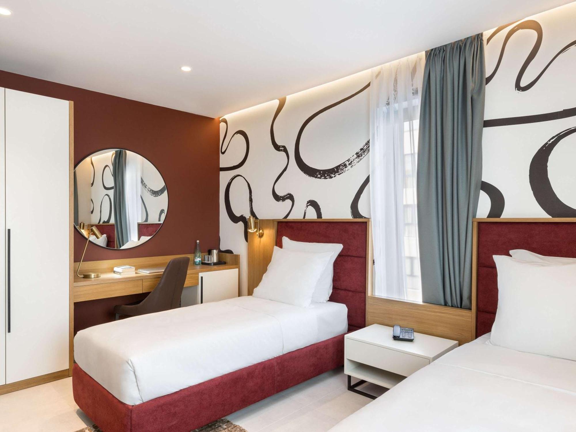 Mercure Tirana Kültér fotó