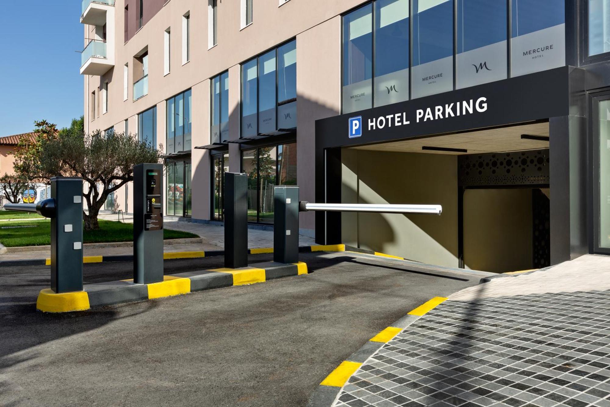 Mercure Tirana Kültér fotó